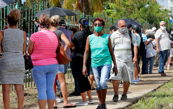  Cuba celebra su primer día sin contagios de COVID-19 pero no baja la guardia