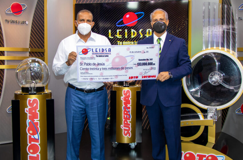  Leidsa entrega 133 millones de pesos al ganador del Loto y Loto Más