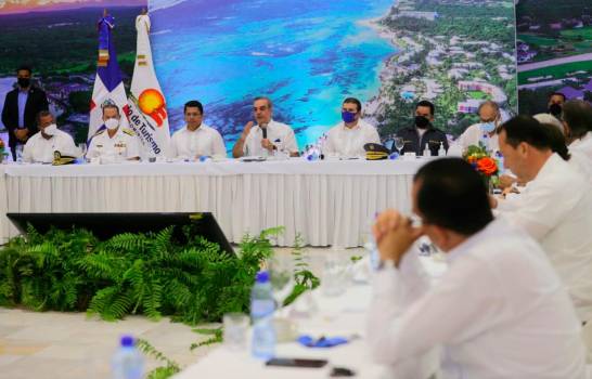  Presidente Abinader dice recuperación de economía se debe a restablecimiento de turismo