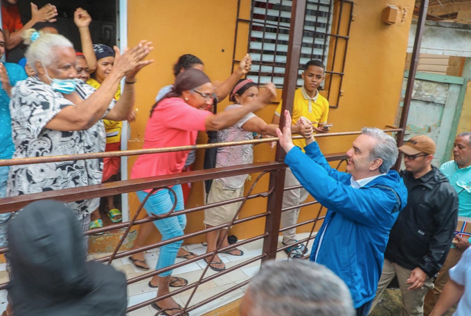  Abinader desarrolla amplio programa de inaguraciones