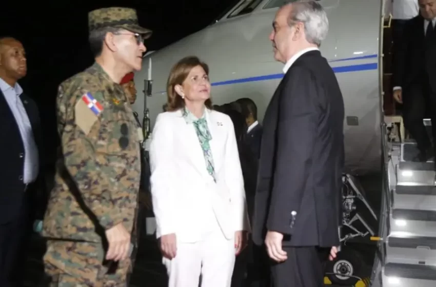  Abinader regresa al país tras asistir a la posesión presidente de Costa Rica
