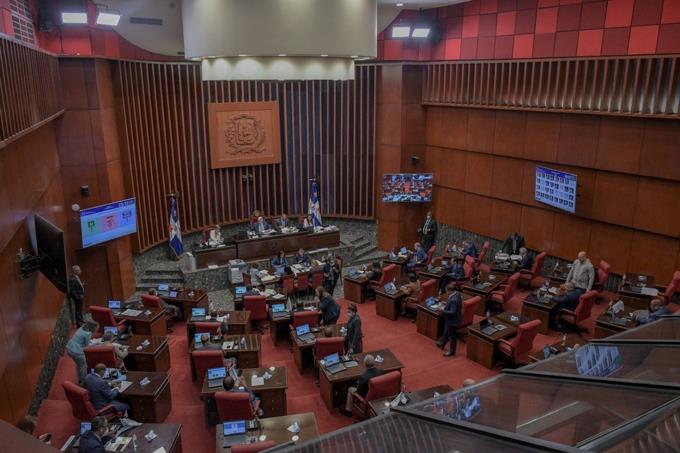  Senadores aprueban préstamos por más de 6,610 millones de pesos este miércoles