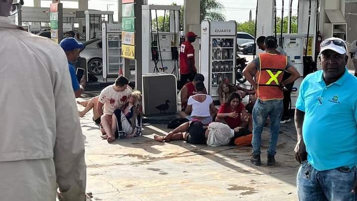  Cuatro muertos y 29 turistas heridos resultado de trágico accidente de tránsito en Punta Cana