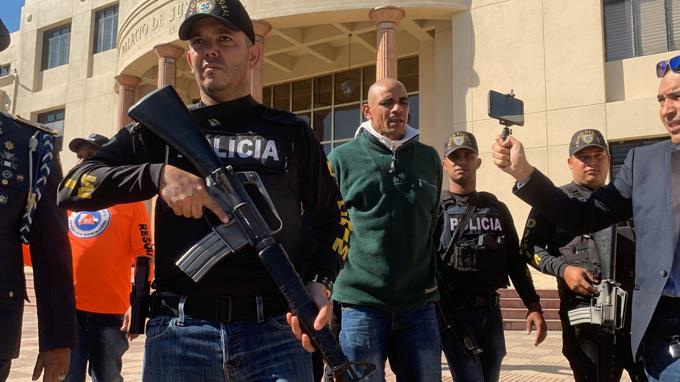  Se entrega hombre vinculado al asalto en la Asociación Mocana de Ahorros y Préstamos