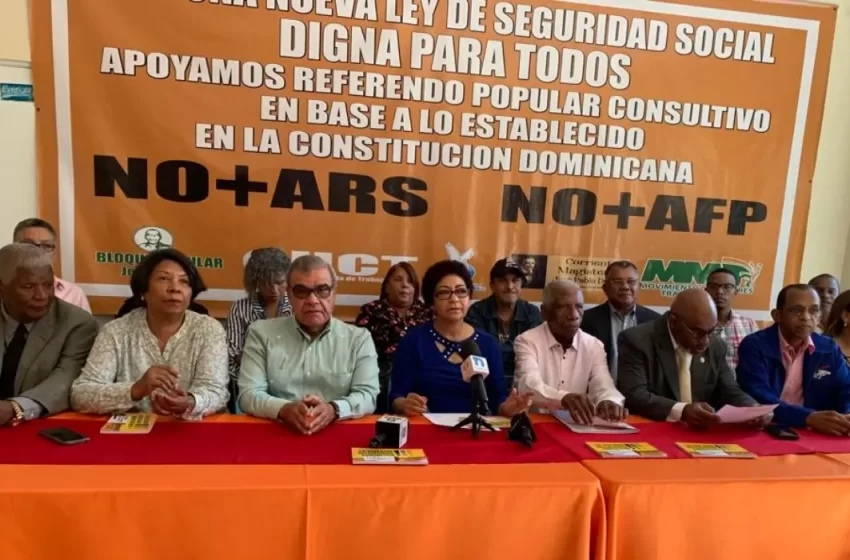  Acusan al Gobierno favorecer a las ARS