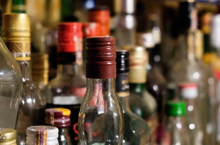  Revocan medida que limita consumo y venta de alcohol en la provincia Santo Domingo