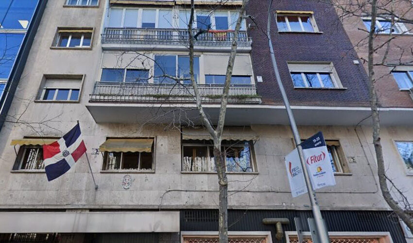  DESALOJAR CONSULADO. Consulado de RD en Madrid debe abandonar sede por “ruidoso”