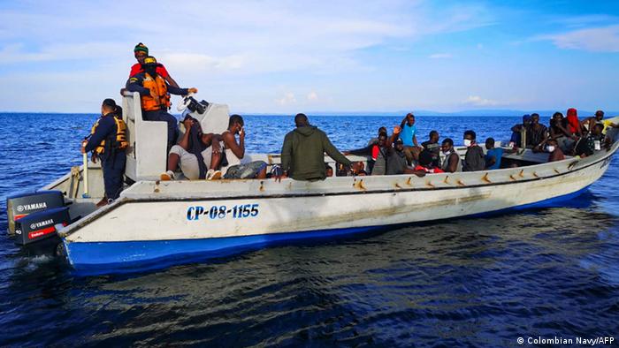  EEUU RECIBE HAITIANOS? Guardia costera EE.UU. intercepta embarcación con más de 300 haitianos