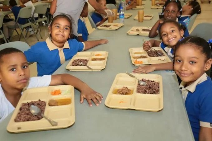  ERA JUSTO. INABIE aumenta 12% a alimentos de Desayuno Escolar