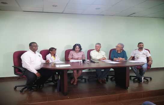  AHORA A PRIVATIZAR EL AGUA ? Organizaciones advierten proyecto de ley busca privatizar el agua