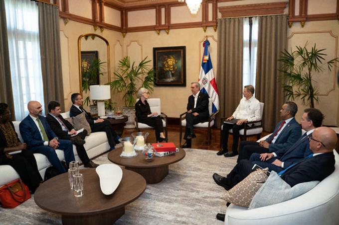  ABINADER Y HAITI.  Abinader ratifica su línea frente Haití