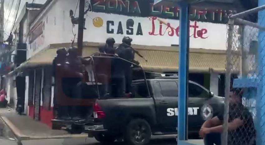  SALCEDO PROTESTA. Un herido durante protestas en reclamo de obras en Salcedo