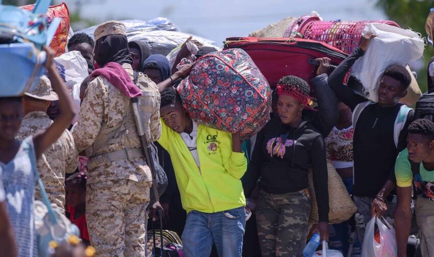  MIGRACIÓN PUEDE CUANDO LE PARECE. Haitianos dicen regresan a su país por temor a ser repatriados