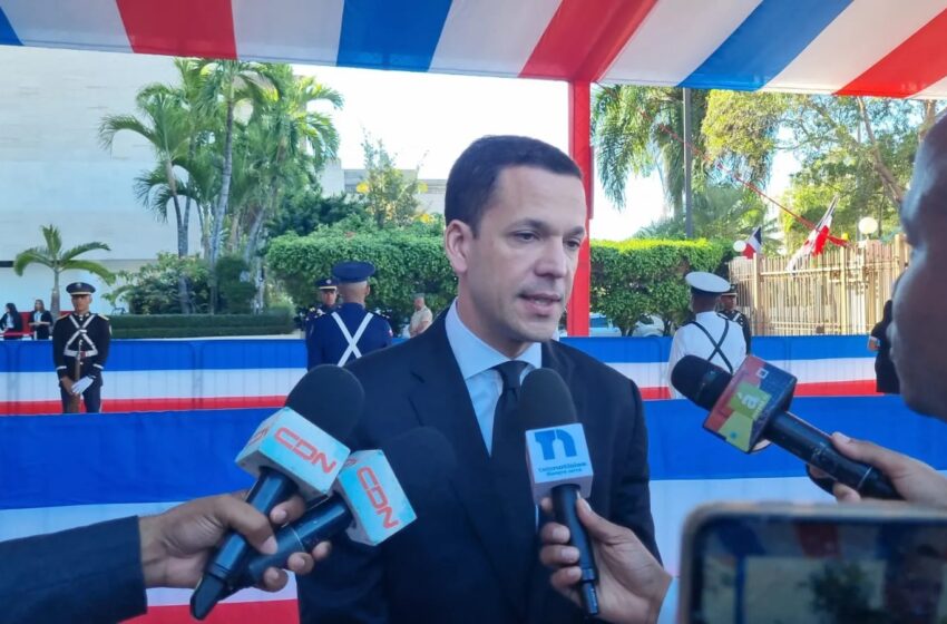  CONTRALORÍA  ADVIRTIÓ LO QUE ESTABA PASANDO. Contraloría había advertido a Hugo Beras sobre violaciones legales que cometía el comité de compras del Intrant