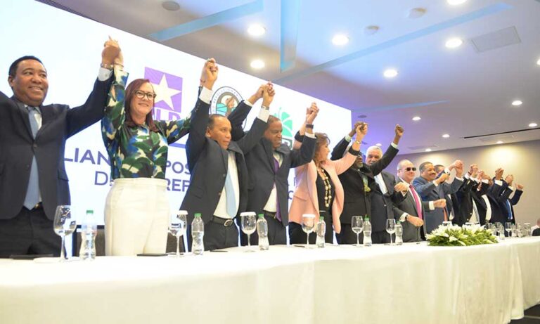  LOS NUMEROS DEL PRD,PLD,FP,PRM,Y LOS PARTIDOS CHIQUITOS EN LAS ELECCIONES PASADAS. 18 contra seis ¿cuál bloque electoral es más poderoso?