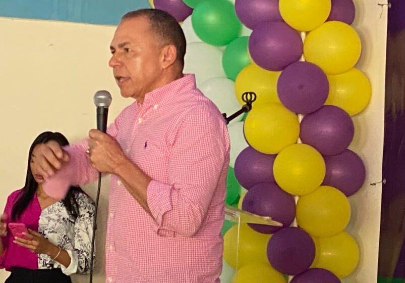  RENUNCIA DE LA FUERZA DEL PUEBLO Y PASA AL PRM  CANDIDATO A SENADOR DE ESPAILLAT.