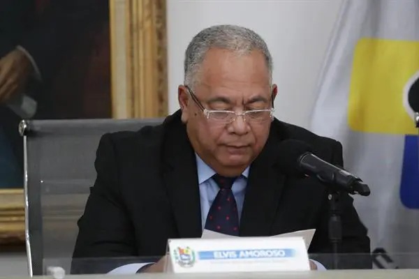 CNE de Venezuela entrega al Supremo las actas de escrutinio de presidenciales