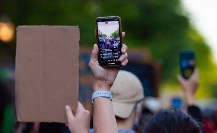  EL CELULAR Y SU IMPACTO EN EL VOTO